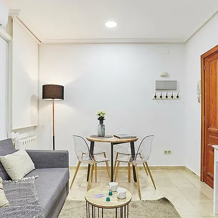 Leeways Apartment II In Gran Via Madrid Exterior photo