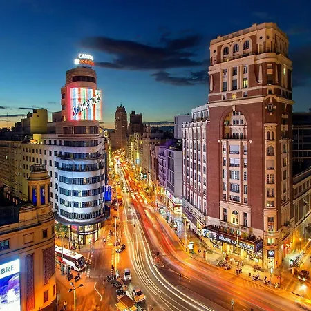 Leeways Apartment II In Gran Via Madrid Exterior photo